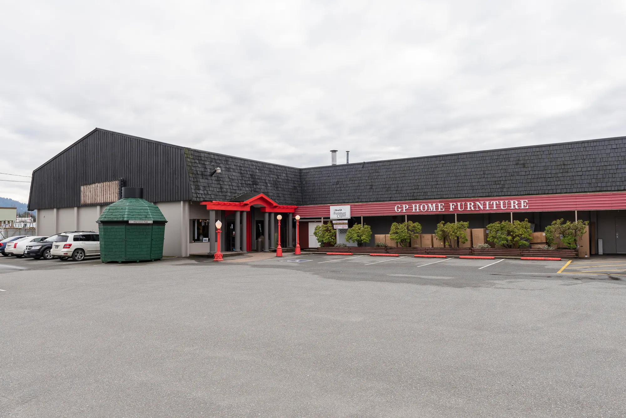 Commercial exterior renovation for GP Home Furniture completed by Master Painting & Renovations
