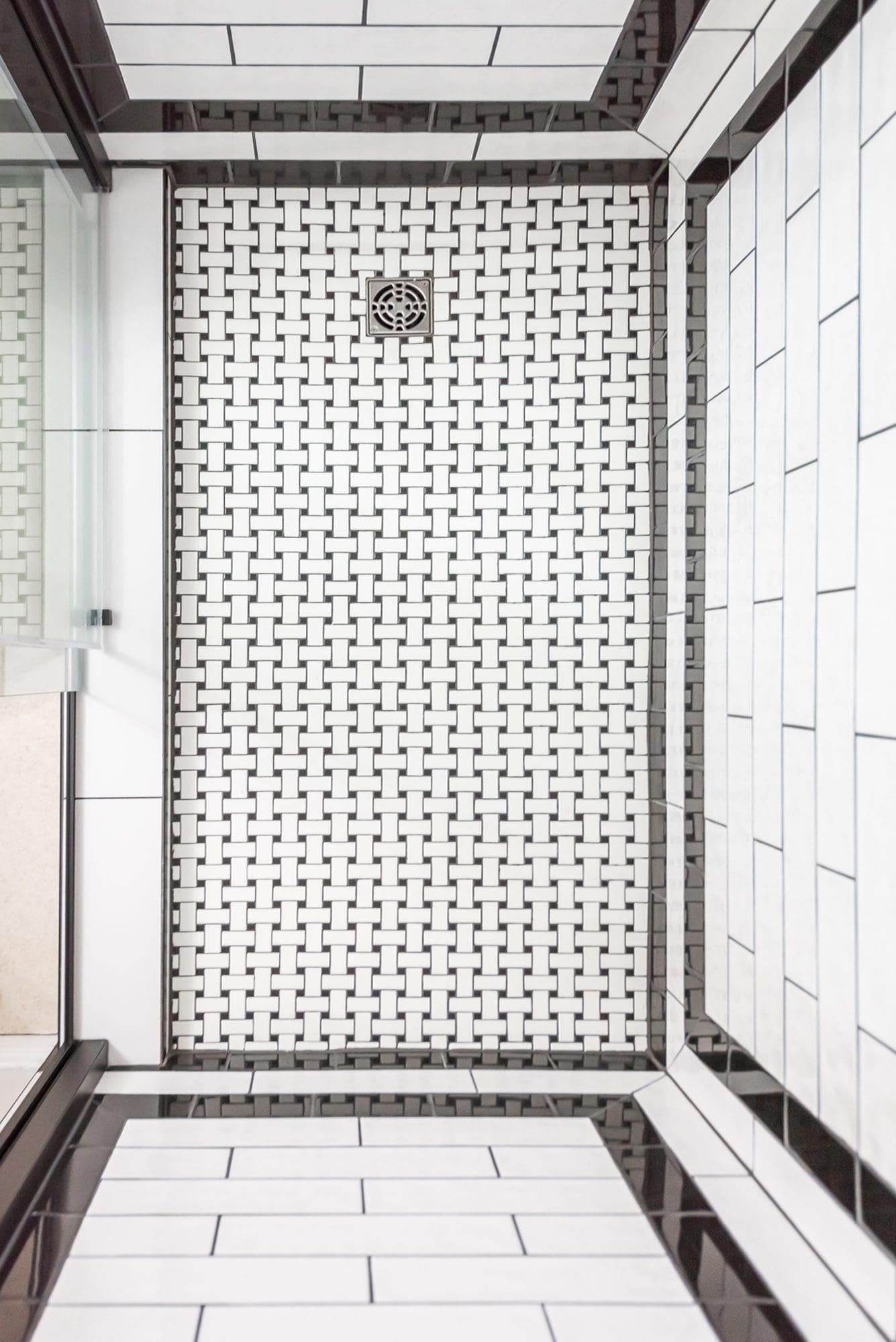 Modern bathroom Young Road Chilliwack