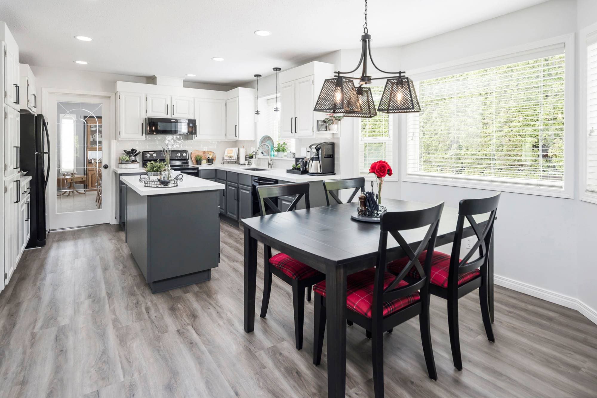 Kitchen and dining area
