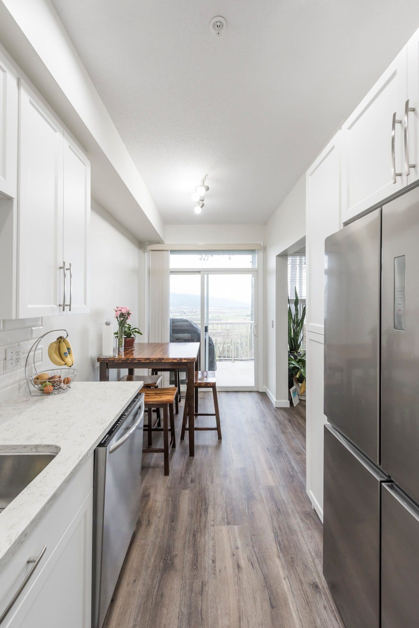 Kitchen renovation with island Chilliwack BC