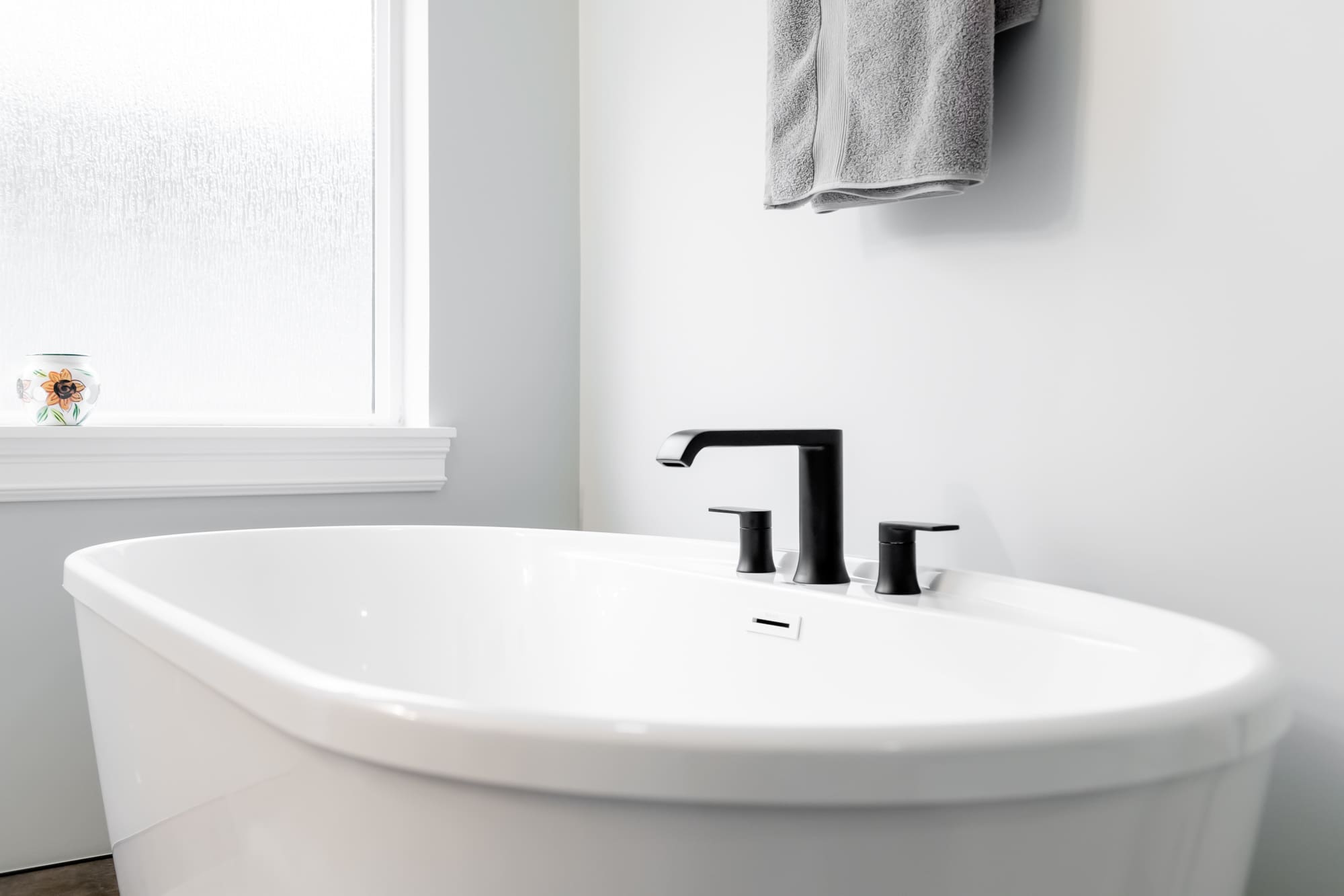 Modern freestanding tub Chilliwack bathroom