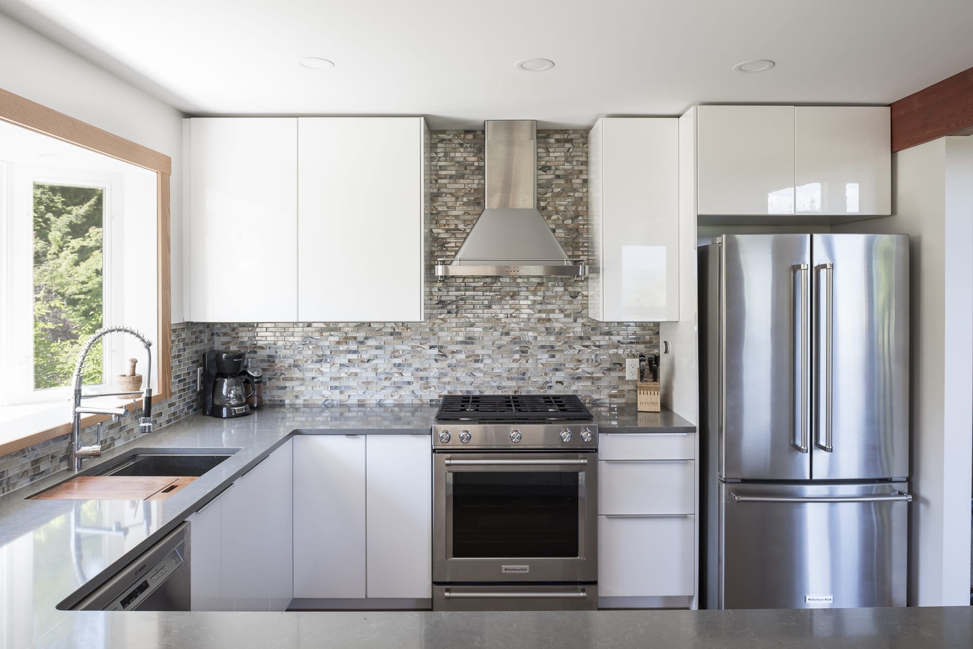 2026 kitchen design trends featuring modern cabinetry, statement finishes, and contemporary lighting in a Chilliwack home renovation
