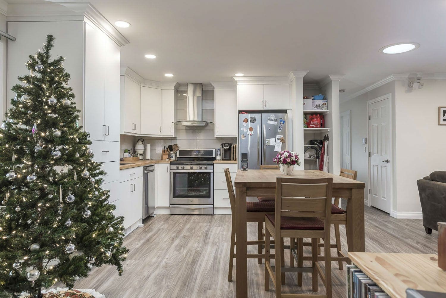 Johnson residence kitchen design Chilliwack